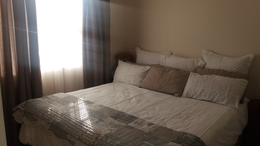 To Let 2 Bedroom Property for Rent in Beacon Bay Eastern Cape